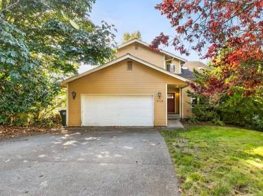 Main picture of 3712 Seeley St