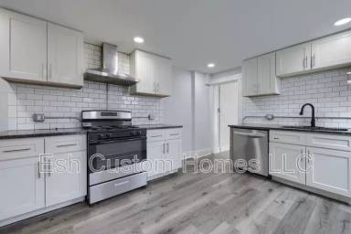 Main picture of 611 S Prince St