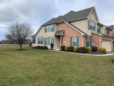 Main picture of 499 S Rockford Rd