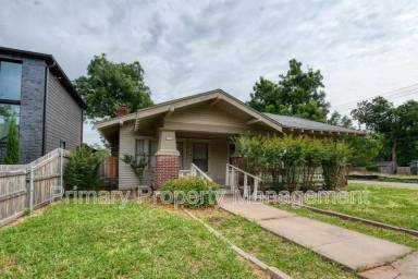 Main picture of 1201 NW 40th St