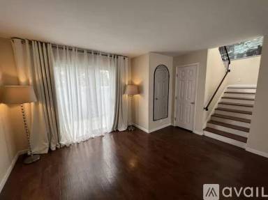Main picture of 1640 Maple Dr