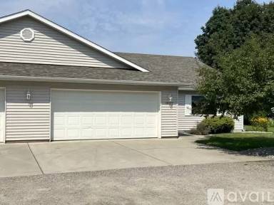 Main picture of 18427 E Sprague Ave