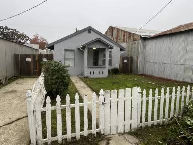 Main picture of 222 A St