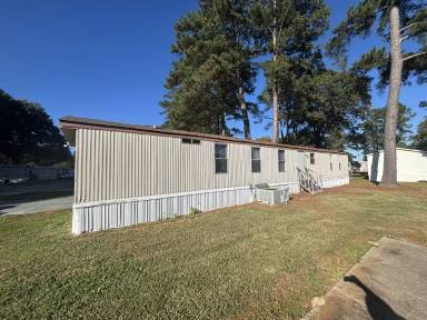 Main picture of 300 Ricks Rd