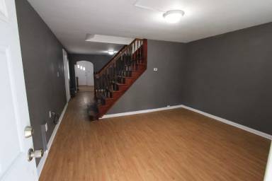 Main picture of 66 Prospect St