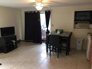 Main picture of 504 South St