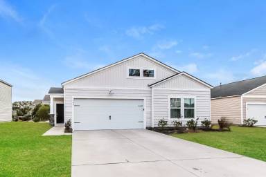 Main picture of 124 S Reindeer Rd