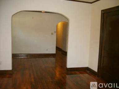 Main picture of 1209 N Keystone Ave