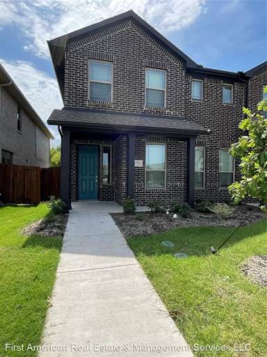 Main picture of 6725 Glimfeather Dr