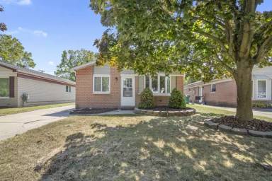 Main picture of 23639 Liddle St