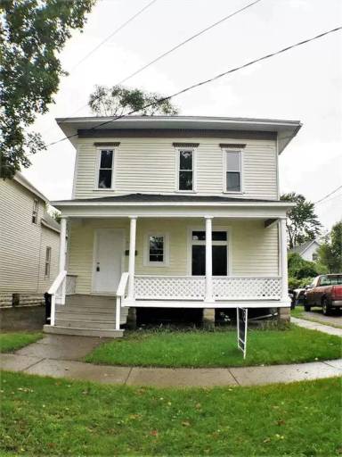 Main picture of 210 S Catherine St