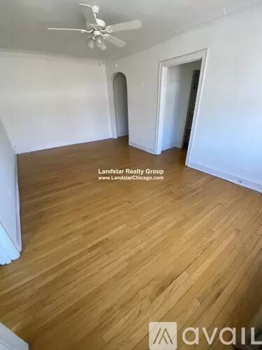 Main picture of 4803 N Fairfield Ave