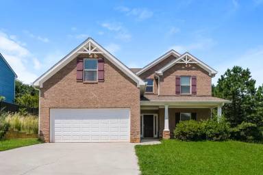 Main picture of 62 Prescott Dr