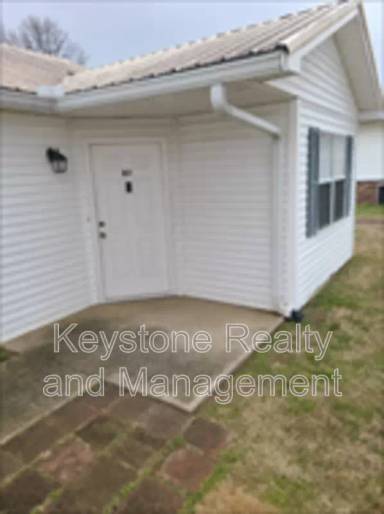 Main picture of 296 Thompsonville Ln