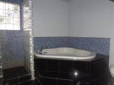 Main picture of 3220 La Ronda Pl NE