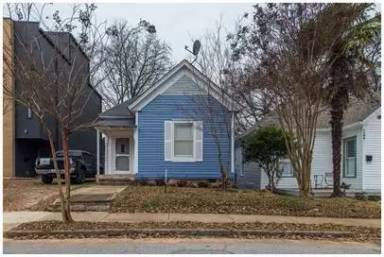 Main picture of 1098 Center St NW