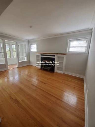Main picture of 6738 N Lakewood Ave