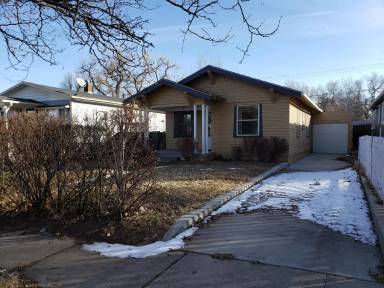 Main picture of 1741 S Cedar St