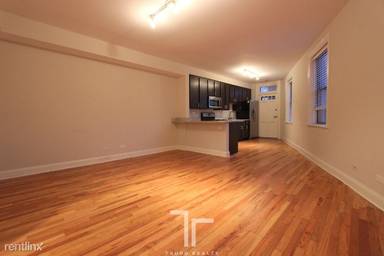 Main picture of 2229 W Wilson Ave