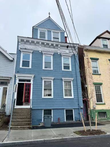 Main picture of 5 West St