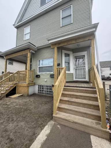 Main picture of 1011 S 11th St