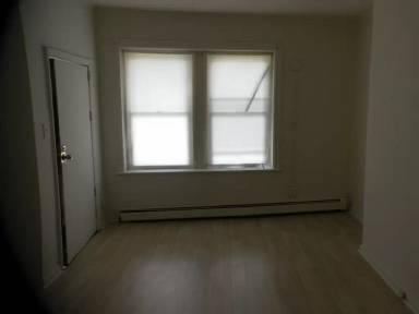 Main picture of 6033 Elmwood Ave