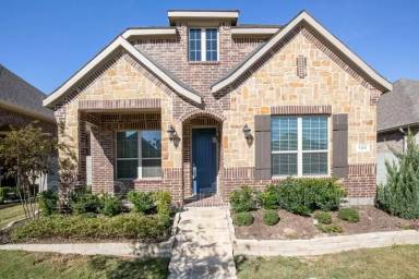 Main picture of 720 Boardwalk Way