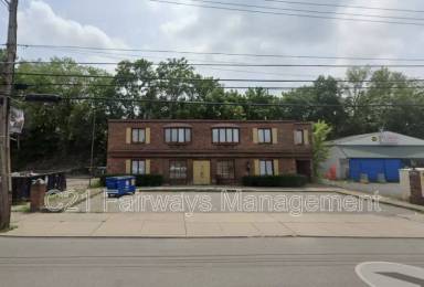 Main picture of 528 Saint Clair Ave