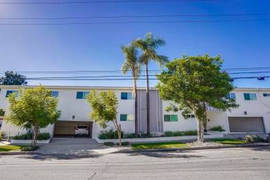Main picture of 715 Marlborough Ave