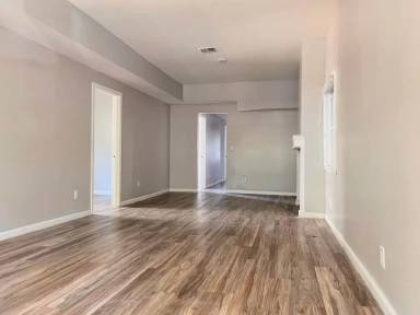 Main picture of 647 West Ave