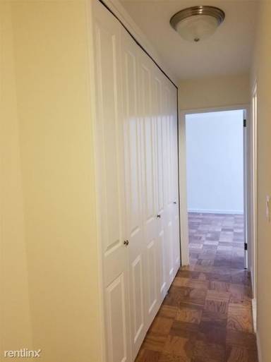 Main picture of 250 E 63rd St Apartments