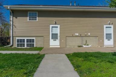 Main picture of 1001 S 4th St