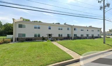 Main picture of 35 W Glenwood Ave
