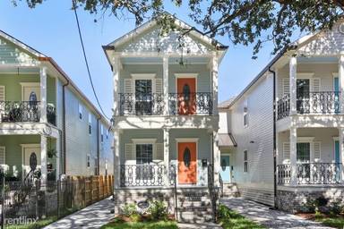 Main picture of 2627 Banks St