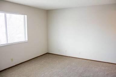 Main picture of 2423 B St
