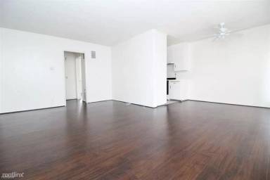 Main picture of 838 Pine Ave