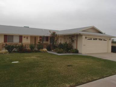 Main picture of 10653 W Saratoga Cir