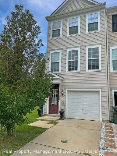 Main picture of 22984 Foxglove Way
