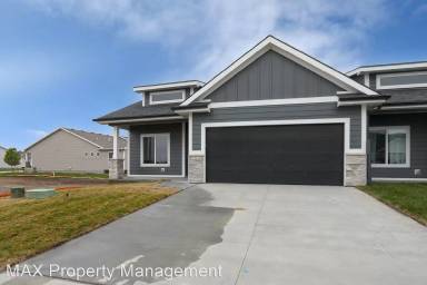 Main picture of 2501 NE 6th St