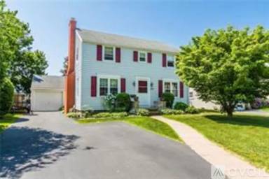 Main picture of 169 Montclair Dr