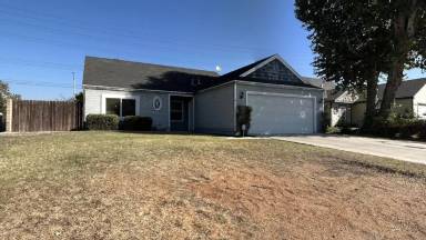 Main picture of 1925 Cherry Wood Ln