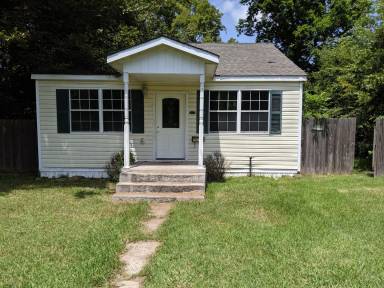 Main picture of 1115 Waller Ave