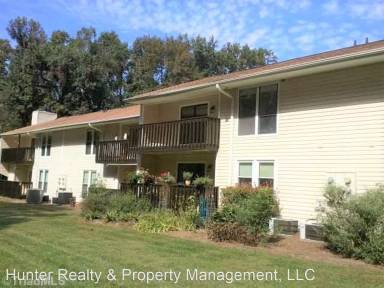 Main picture of 106 Turnwood Ln
