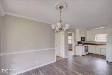 Main picture of 3010 Forsythe Dr NW