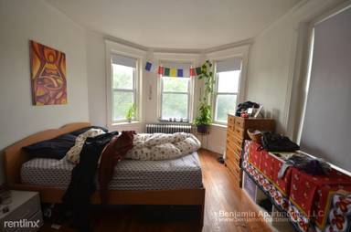 Main picture of 231 Park Dr