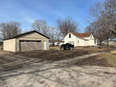 Main picture of 1103 Meridian St