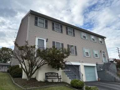 Main picture of 124 Morgan Dr