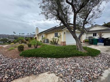 Main picture of 1303 Silverberry Ct