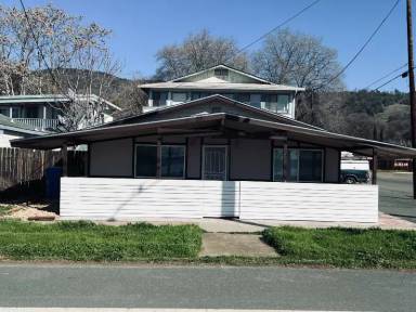 Main picture of 6044 E Highway 20
