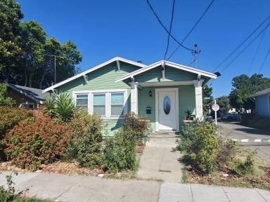 Main picture of S Buena Vista Ave